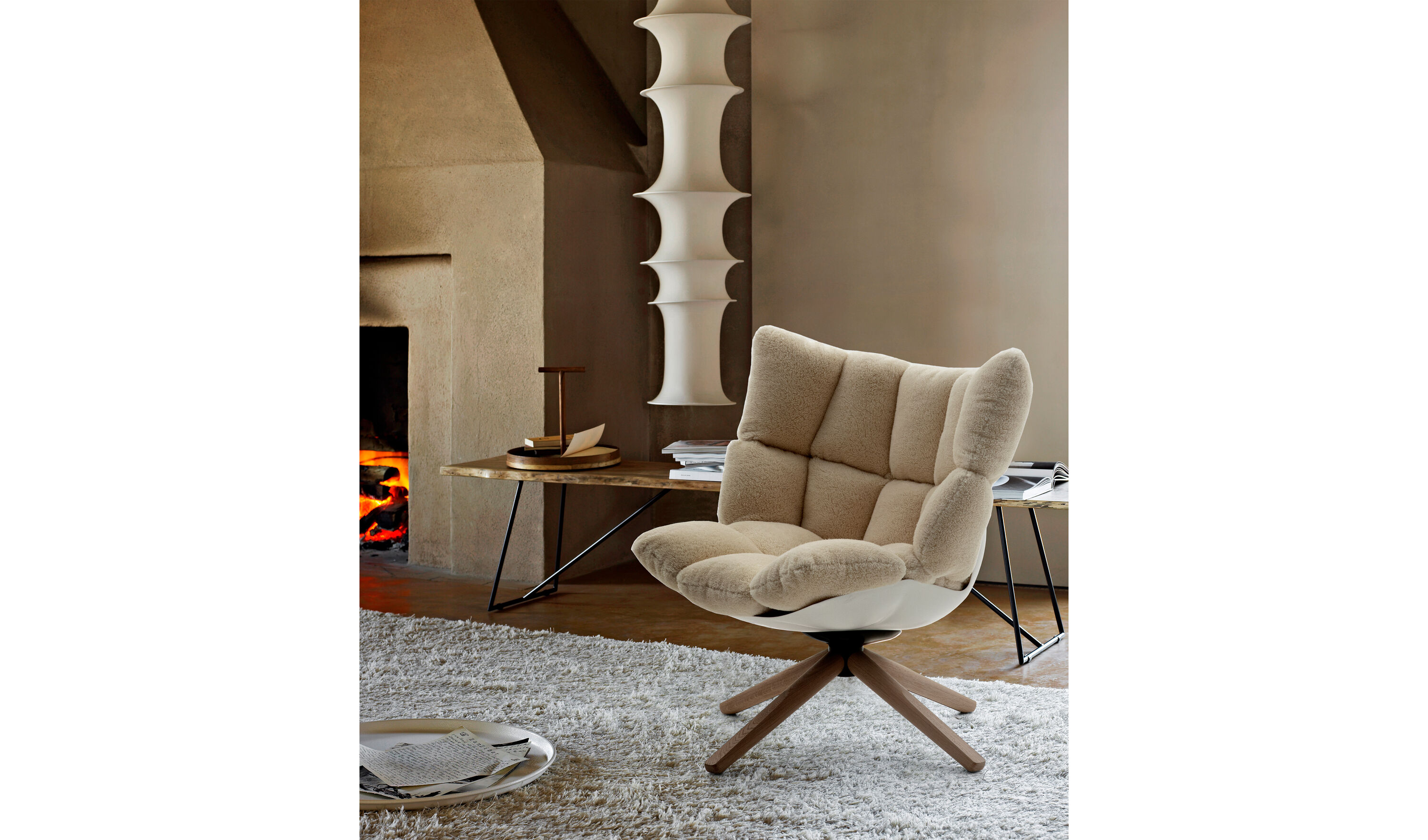 Husk Low armchair - Anthracite rattier | B&B Italia Official Shop