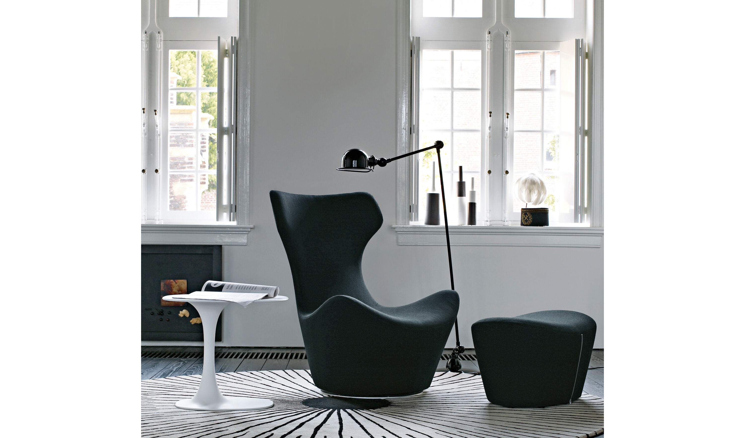 Papilio Armchair and footrest - Dark grey satin | B&B Italia
