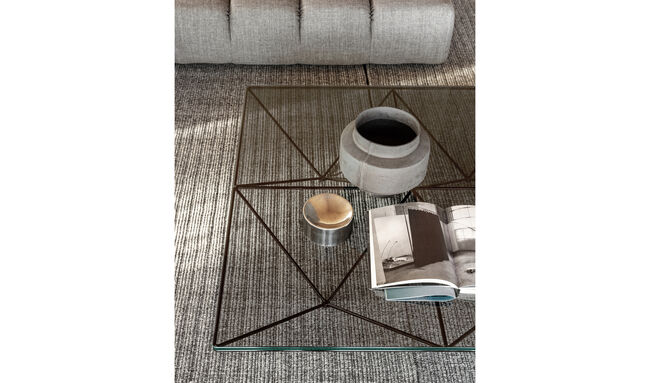 Alanda 18 - Square Coffee Table | B&B Italia Official Shop