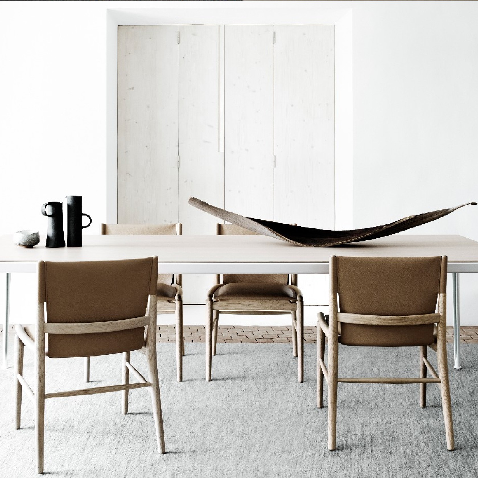 Designer & Modern italian In Stock Dining Tables | B&B Italia 
